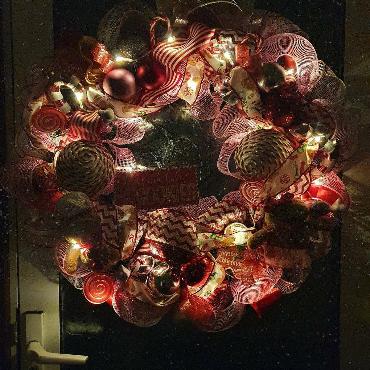 Pretty pleased with my candy &amp; gingerbread wreath 
Made as a special request... it's huge at 2 foot wide... wonder if their tree is all candy &amp; gingerbread 🎄🎅🍬🍭
#Christmas #chritmaswreaths #bespokewreaths #Christmas2020 #gingerbread