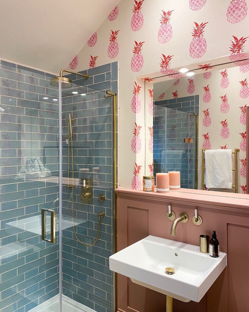 B A T H R O O M G O A L S // this stunner of an en-suite was designed by Fenella Jane Design and features our beautiful ‘Rusty Rose’ on the cabinetry - such a happy space 💗 #fenwickandtilbrook #bathroomdecor #bathroomgoals #barnebygates #wallpaper 📷 image by @harrygeorgehall