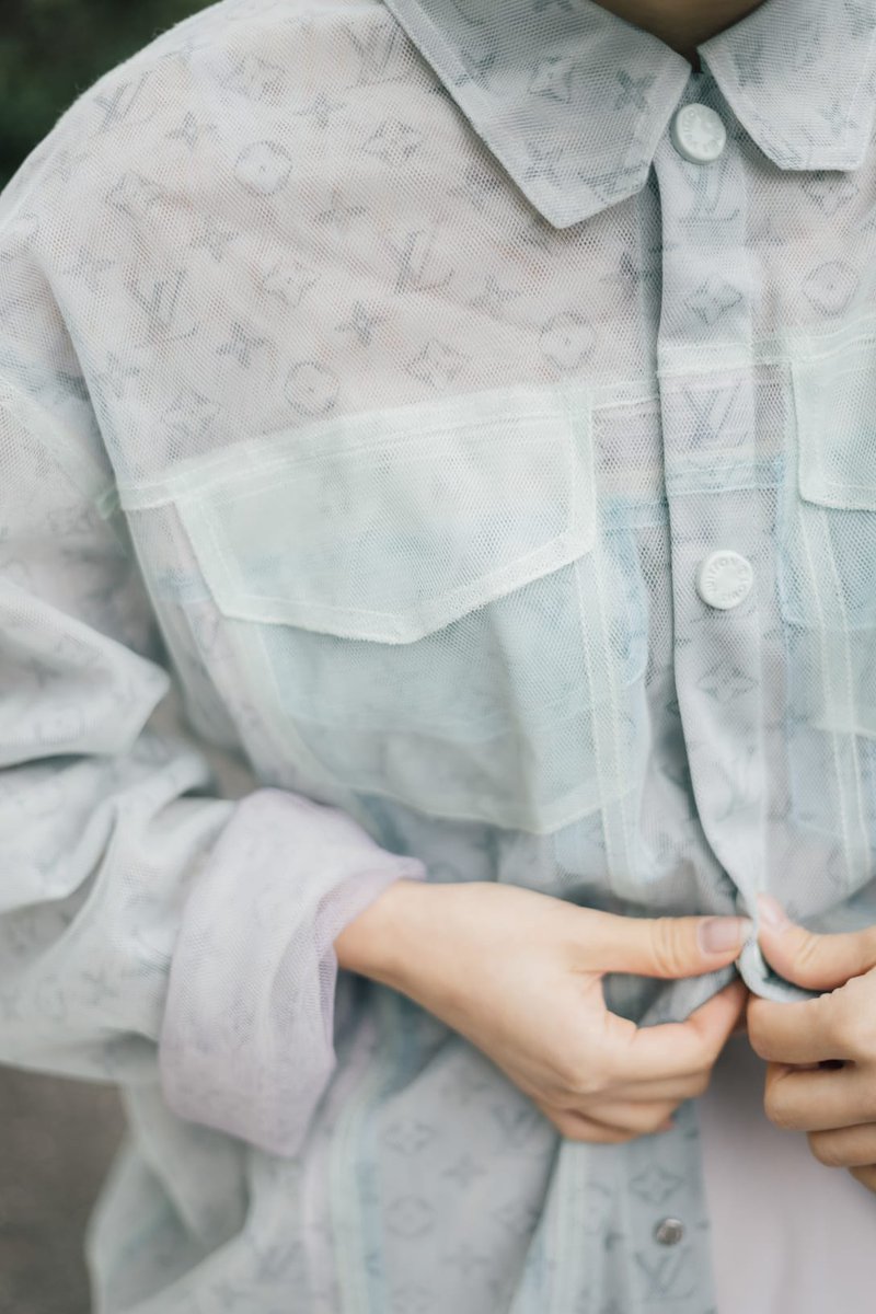 Fashionsnap Com スナップ 名前 兎中 那奈美 ジャケット Louis Vuitton スカート Repetto バッグ Dior T Co Ocuegnpkvg