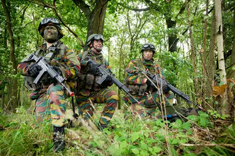 ksoo_erso's tweet photo. >>> Job in de kijker #MilJobs
Militair teamleader #paracommando
Ga jij de uitdaging aan voor een boeiende, avontuurlijke en gevarieerde job, waarbij je uit een vliegtuig springt?
https://t.co/Q8eZ1r9Pqz https://t.co/7CsxgItEPv