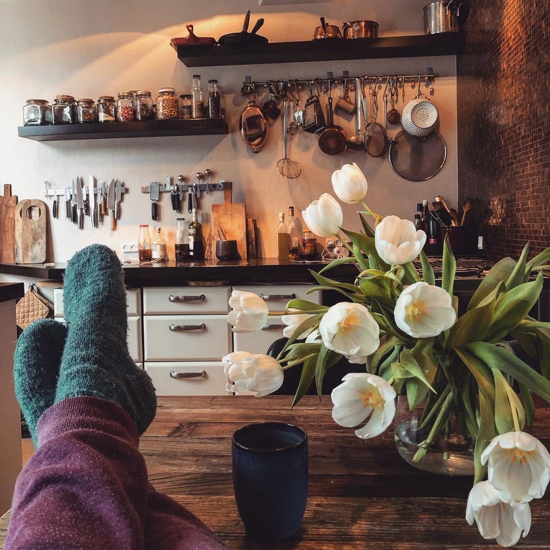 GoVisitDenmark's tweet photo. Still wondering what this #hygge thing is all about? Let's just say, at this time of year, it's a necessity ✨🕯 Read more below 👇
https://t.co/M50iQDP01s #Denmark #howtohygge https://t.co/jASdsMWyp2