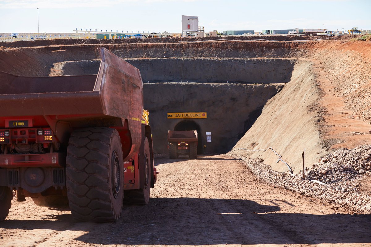 im_mining's tweet photo. Polymathian will lead a A$2 million industrial mathematics project - funded by industry partners & METS Ignited - focused on improving short interval control at OZ Minerals’ Carrapateena mine | https://t.co/WmqtCtDuY9 @polymathian @METSIgnited @OZMinerals #Shortintervalcontrol https://t.co/2BiCnB5Rkp