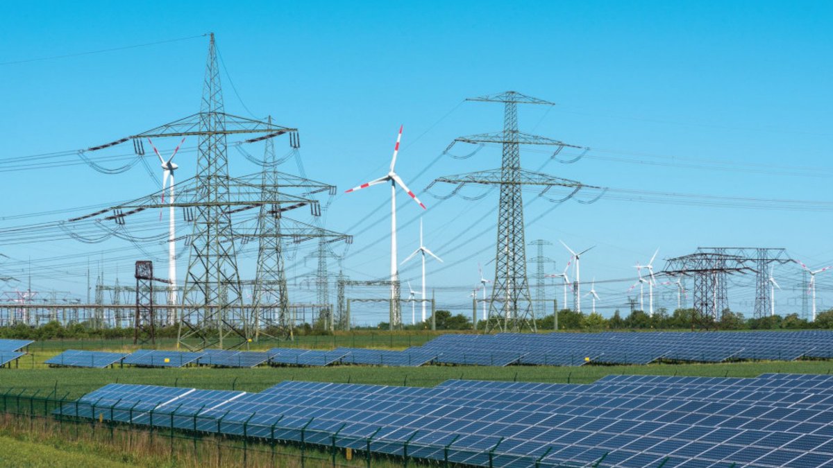 3g4gUK's tweet photo. Connectivity Technology Blog: GNSS helping Synchrophasors keep Power Grids Stable - https://t.co/dEI4lzQ0Al via @ublox @pjminterconnect

#3G4G5G #ConnectivityTechnology #GNSS #GPS #PowerGrid #SmartGrid #Synchrophasors #Sync #TimingAndSync #Ublox #PJM https://t.co/twGungcCRJ