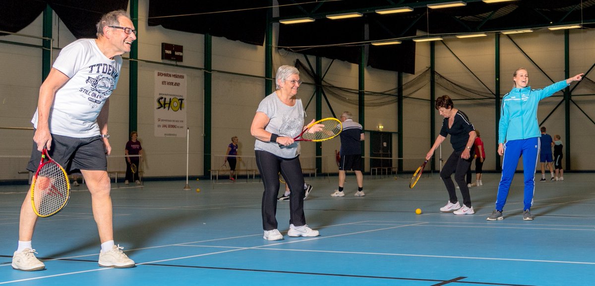Ben jij werkzaam in het werkveld van senioren(sport) en wil je jezelf graag verder ontwikkelen? Dan is één van de twee nieuwe nieuwe opleidingen ‘coördinator seniorensport’ of ‘sport- en beweegleider seniorensport’ wellicht iets voor jou! Kijk op ssnb.nl/seniorensport-…