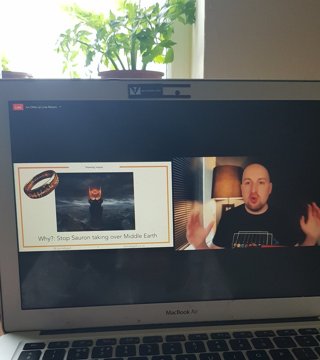 I attended a lovely workshop on public engagement this morning given by <a href="/JamieBGall/">Dr Jamie Gallagher</a> ! I particularly liked how you used #LOTR to answer the why, who, how and what of #publicengagement . I look forward to the next workshop on "Improving Research through Engagement" 🥳