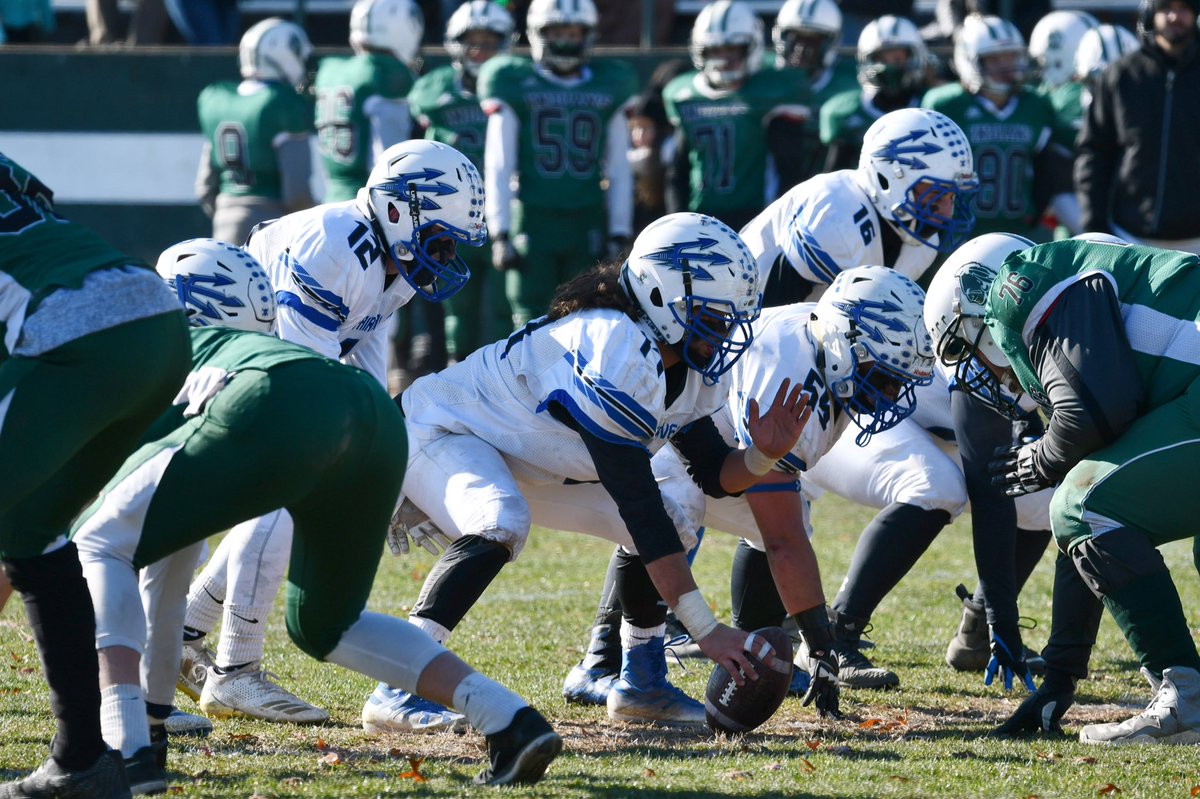 dreeskiandre's tweet photo. @kstone06 @FairhavenAD @DartmouthHS @newftbj @MHSFCA4 2018 photos @ Dartmouth https://t.co/34sUm49tUD