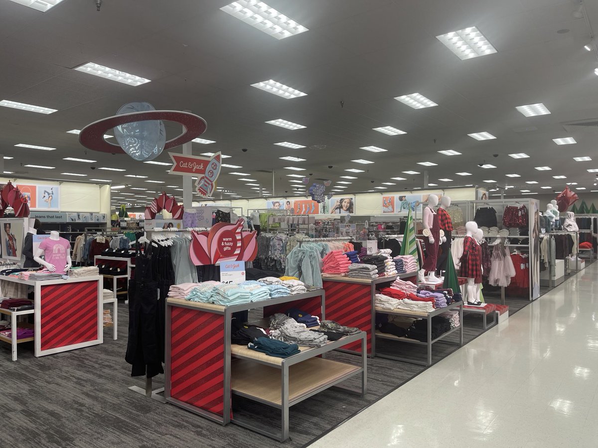 2 Days until Black Friday!!!! Good morning 1078!