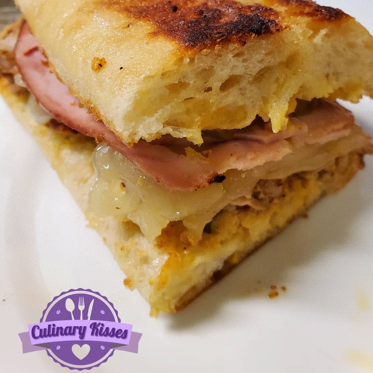 CulinaryKisses's tweet photo. Grilled Cubano with Papas Rellenas & Garlic Mojo Sauce! 🥪 Click the link to register for this #VirtualCookingClass https://t.co/I7gJIHhI3H taught by #ChefAngelaMichelle of #CulinaryKisses 👩🏽🍳 #learnhowtocook #cookinggoals #virtualchef #cubanfood #cubano #paparellenas #mojosauce https://t.co/C38gxvB5gf