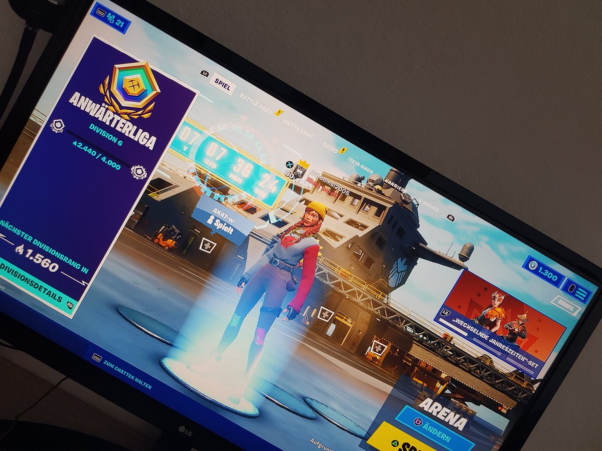 Dominik49683985's tweet photo. On the Road again. Nach sehr sehr sehr langer Pause geht es wieder los ROAD to Competetive Player!!!!!#RoadtoPro#competetivefortnite https://t.co/jBwbYxdoMw
