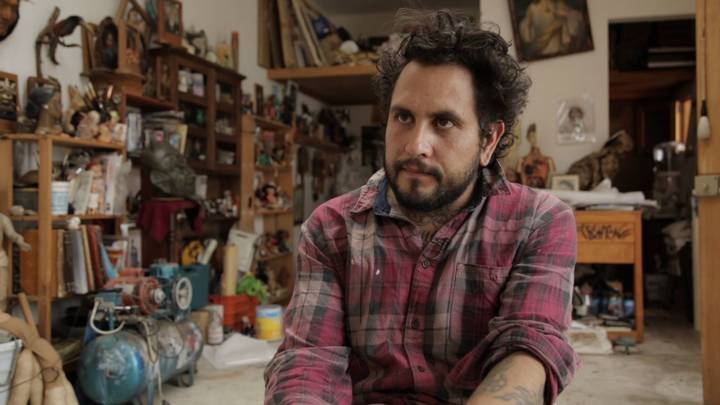 elsolde_mexico's tweet photo. La obra de Jerónimo López Ramírez, más conocido como #DrLakra, consiste en imágenes irreverentes y provocadoras que tienen una influencia claramente #punk.
A través de su obra explora sus intereses en la antropología y la etnografía.
https://t.co/OaNhy2aKWk https://t.co/u12t6OxVjl