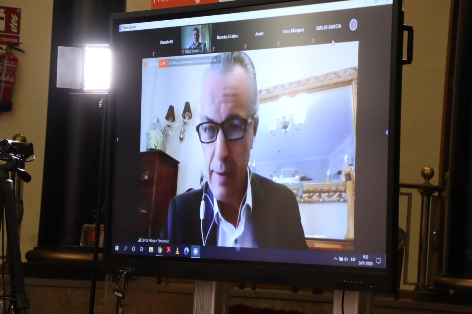 Camara Zaragoza Carlos Pelegrin Y Oscar Izquierdo Coinciden En Que La Tecnologia Nos Va A Cambiar La Manera De Aprender Y Que Hay Que Desarrollar Las Competencias Digitales En La
