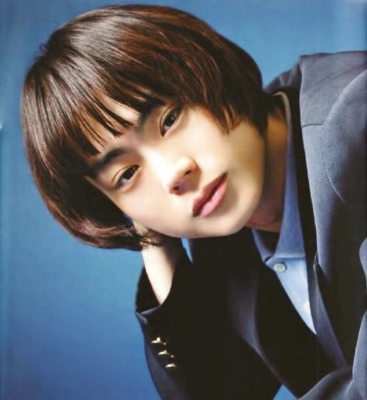 Uzivatel 羊 Na Twitteru 切れ長の目にフェチを刺激されるので菅田将暉さんの猫みたいな目つきがなによりも好きだ 三白眼気味に見えたり妖艶な女の子みたいにも感じる美しい目