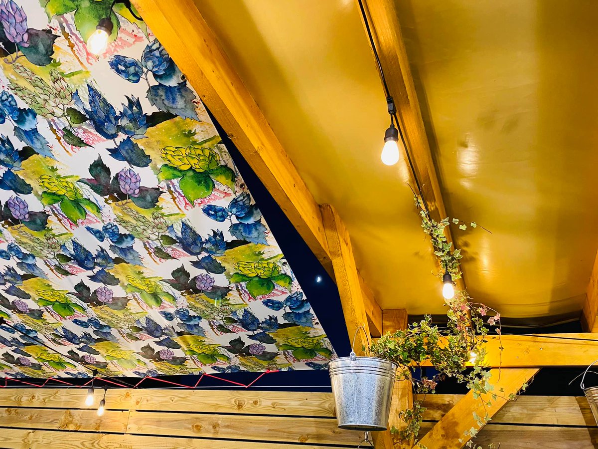 Ultima Displays FR tweet media