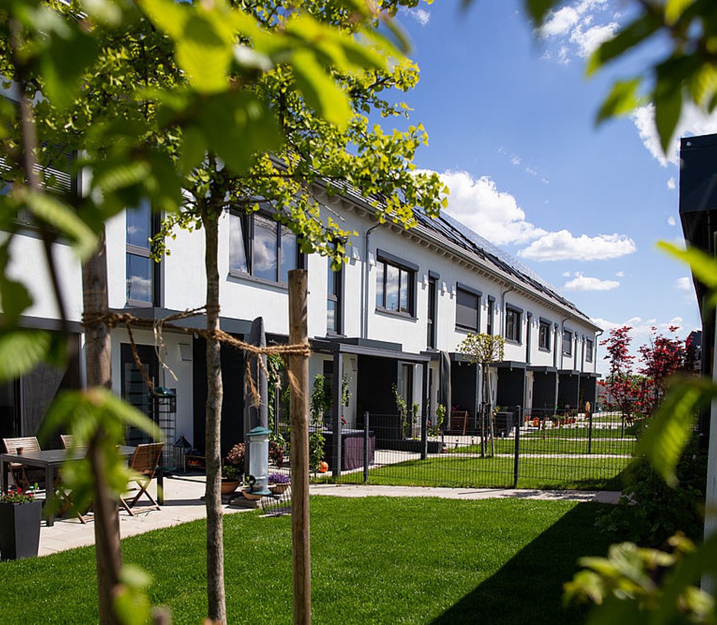 calostat's tweet photo. Wir sind stolzer Finalist beim Perpetuum #Energieeffizienz-Preis 🏆 mit #Energiespeicherhäuser|n in #Herzogenaurach. Ein gemeinsames Projekt von @Evonik_DE mit #CALOSTAT und des #EnergieCampusNürnberg der @TH_Nuernberg.
Daumen drücken!🤞 https://t.co/jAFBsSx2hl