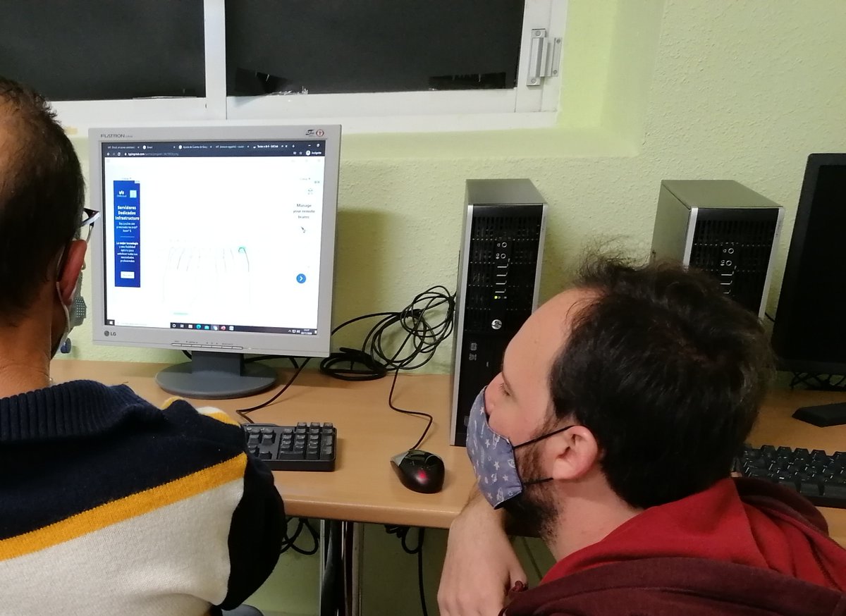 fundacionFISAT's tweet photo. En #SomosParteValencia finalizan las actividades de 2020  con el Curso de Mantenimiento de Instalaciones y el Taller Digitaliza2.0 para la mejora de la empleabilidad de las personas participantes. Gracias a @dipvalencia por la financiación y a @salesianosgod por la colaboración https://t.co/o0jhw0504E