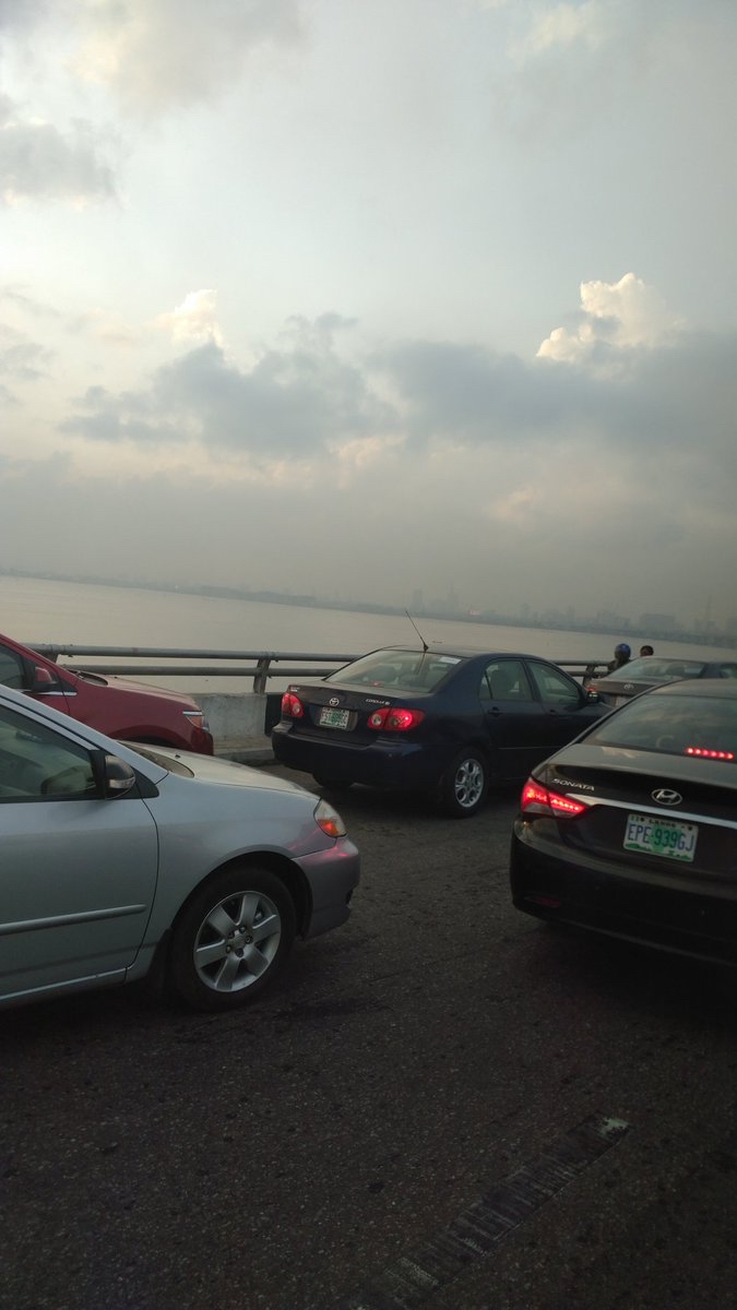 NuolBeth's tweet image. RT "RT @Gidi_Traffic: “@Austynzogs: 07h26: The long traffic on #3RDMB towards Adeniji on the newly opened lane is not the issue this morning.The issue is: WHAT the hell was done with the over 4 months when the section of the road was closed? Expected… https://t.co/toqReQbSNM"
