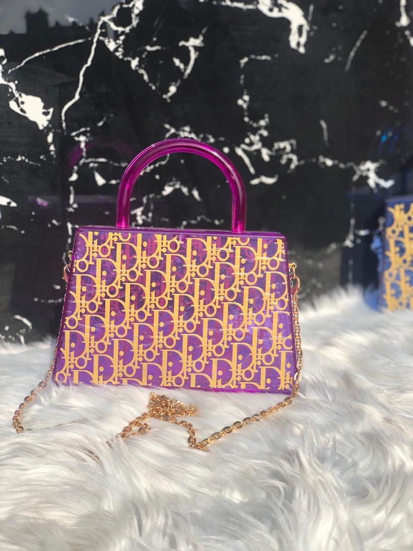 chrissy_bags's tweet image. Super Classy and Stylish✨😻
Available now
Price:8500naira
Delivery Nationwide(charges apply)

#MoMoAgent #HG2GiveAways #hg2talks #tuesdayvibe #tuesdaymotivations #BlackFriday #UnpredictableErica Gowon abacha Nigeria