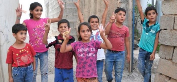 AssGabbiano's tweet photo. cosa sta succedendo nel Campo profughi di Mahkmour? #Kurdistan #Mahkmour #HumanRightsViolations #stopturkishaggression 
https://t.co/TfvG2fX2bU https://t.co/zdkjByYLzW