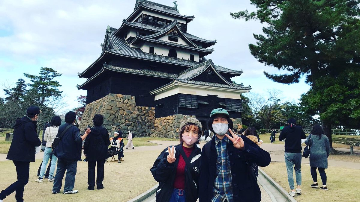 ShuHandpan's tweet photo. ・来場者のみなさん
(温かい笑顔や笑い声、拍手に加えて終演後にもたくさんの方に話しかけて頂き本当に本当に嬉しかったです💛またお会いしましょうね❤️大好きです💙)
#handpan #ハンドパン #SHU #島根 #安来市 #アルテピア #PANNOTEMAGIC #スティールパン #玉田玉山 #石賀直之 #harmonyfields https://t.co/PUMz9UEJQn