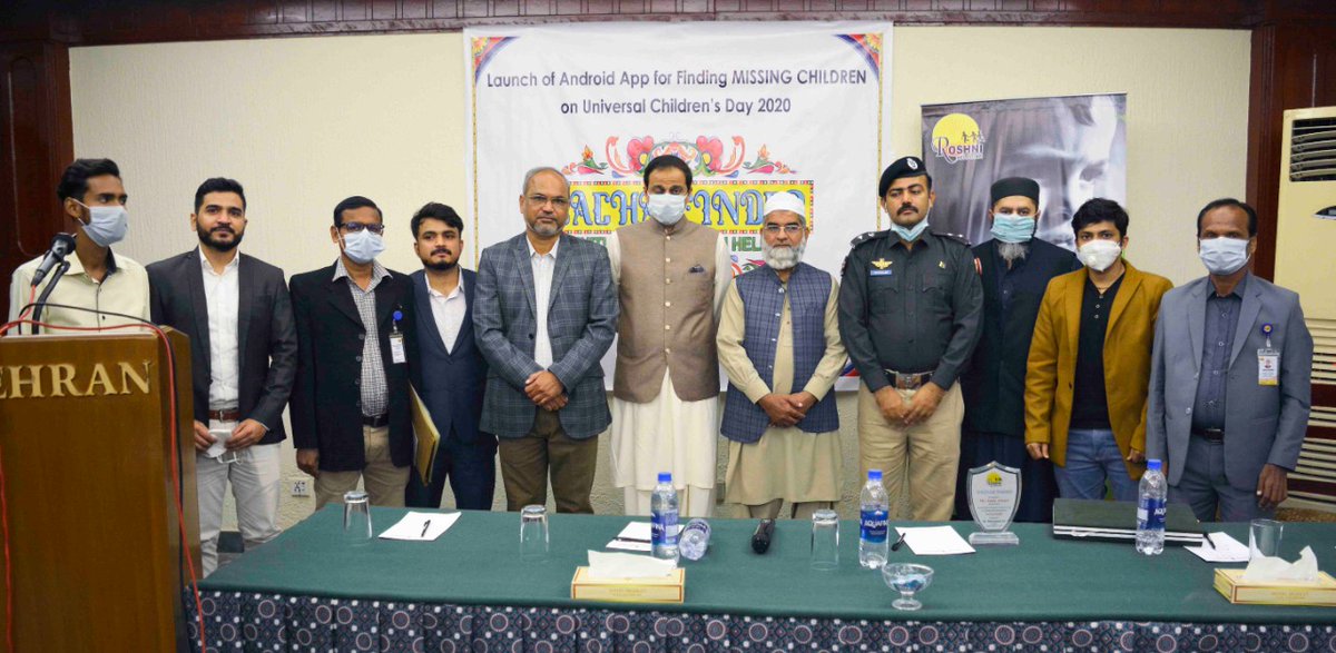 We celebrated World Children’s Day with the launch ceremony of our new app Bacha Finder, Pakistan’s first dedicated mobile app for missing children.
Sindh govt spokesperson @murtazawahab1 was the chief guest and the father of Zainab (Shaheed) Mr. Ameen Ansari was also present. https://t.co/3OLUslPed7