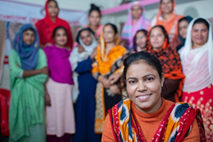 It costs the Red Cross just £45 to provide a Bangladeshi community with a toolkit to keep its wells supplying clean water.  Our stallholders are giving 10% of proceeds to the charity so please get shopping! ow.ly/BqL150CjNd1
 #Christmas #RedCross #Charity @<a href="/BritishRedCross/">British Red Cross 🧡</a>