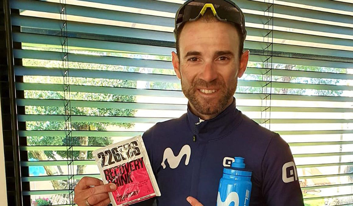 Ciclismoafondo_'s tweet photo. .@226ERS: lo que hay detrás de la marca de nutrición del @Movistar_Team▶️ Ésta es la historia del sueño de un amante del deporte que comenzó en un local de 13 m2 de Alcoy. Desde entonces llevan una década cuidando la nutrición de infinidad de deportistas.
https://t.co/dxUUtiSD4I https://t.co/VIGp41HAlg