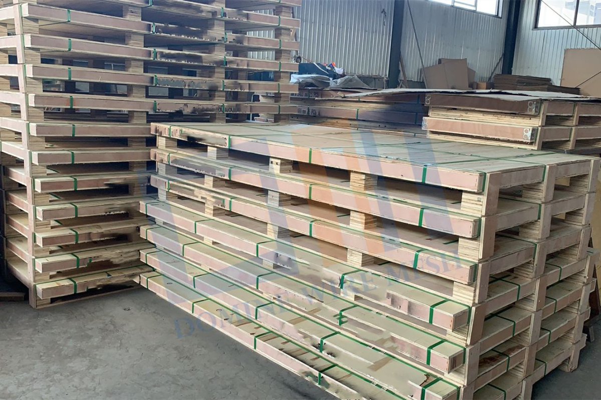 Dominewiremesh's tweet image. Our stainless steel security mesh are all customized according to customer&apos;s requirements (material, diameter, specification, packing).
The goods are ready to go!

#door #doors #window #windows #security #homesecurity #securityscreens #securityscreen #securitywindow #wiremesh