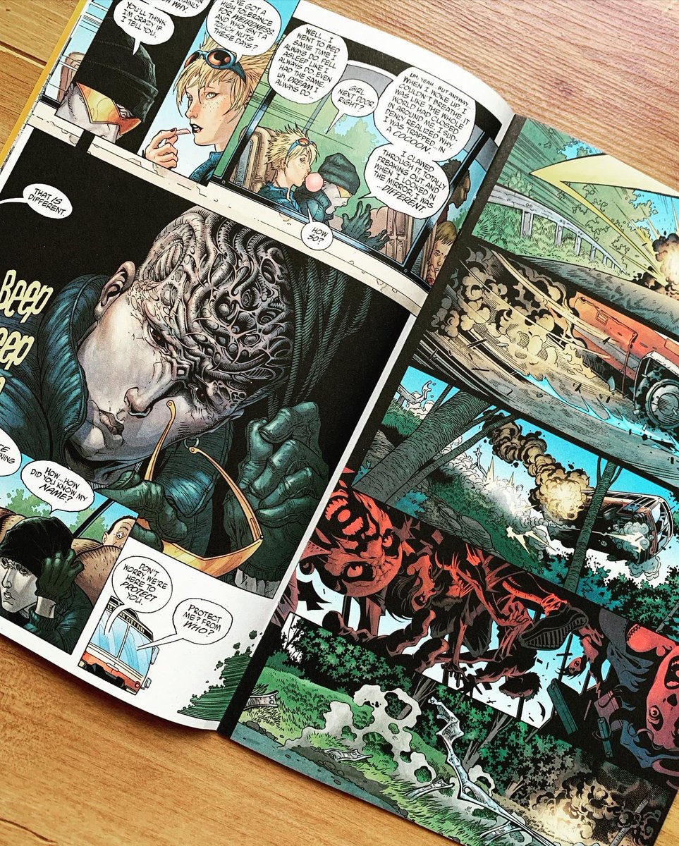 comics42shop's tweet photo. The Human Race, Issue 1
To protect the genetic code of the human race from any outside interference. But when a young man's entire hometown is invaded by an alien force, he joins the group when he manifests strange powers of his own!
#dc #thehumanrace #benraab #comics42shop https://t.co/gnumF8q0eb