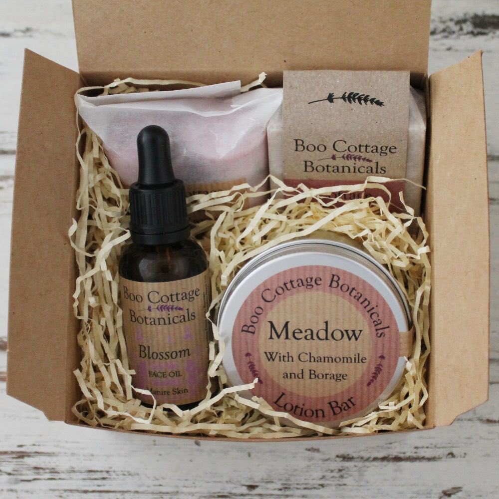 BooCottageBotanicals tweet media