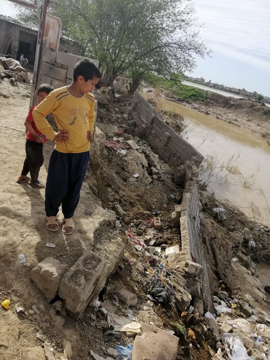 IFRC_MENA's tweet photo. In 2019, 10 million people were affected by the Iran floods driven by #ClimateChange. While floods are natural, them becoming a disaster of this scale is not. We need to keep investing in resilience-building where it is most needed.
#WorldDisasterReport ➡️ https://t.co/04bQbKHwmp https://t.co/IR7jATtPQD