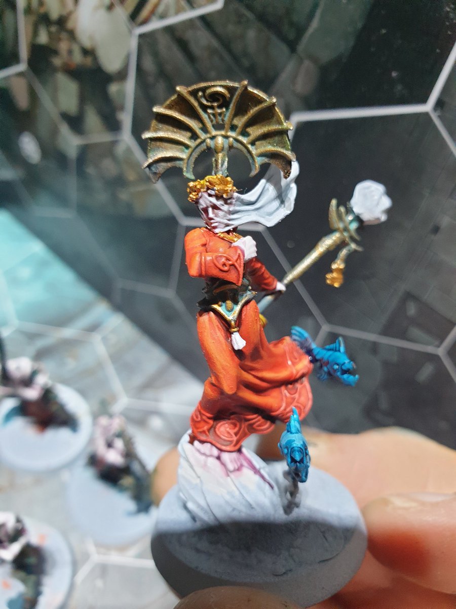 MrLee_Mekshop's tweet photo. Isolation project day 5 left
Wip pretty much finished painting 10 thralls really enjoyed painting them which i hate to say it coz i really didnt enjoy building them.
80%done painting my tidecaster conversion
#ageofsigmar #idonethdeepkin #WarhammerCommunity #thralls #tidecaster https://t.co/tx19NP415h