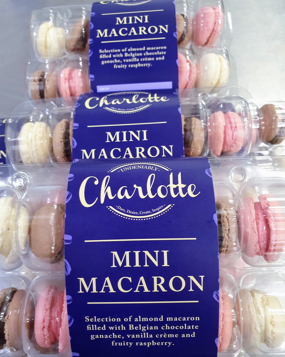 SugarTherapy_'s tweet photo. Another delivery of our Undeniably Charlotte Mini Macarons off to @BoothsCountry 😋😋 #treatyourself #macaron #booths  #undeniablycharlotte https://t.co/3Bl0RV2jZv