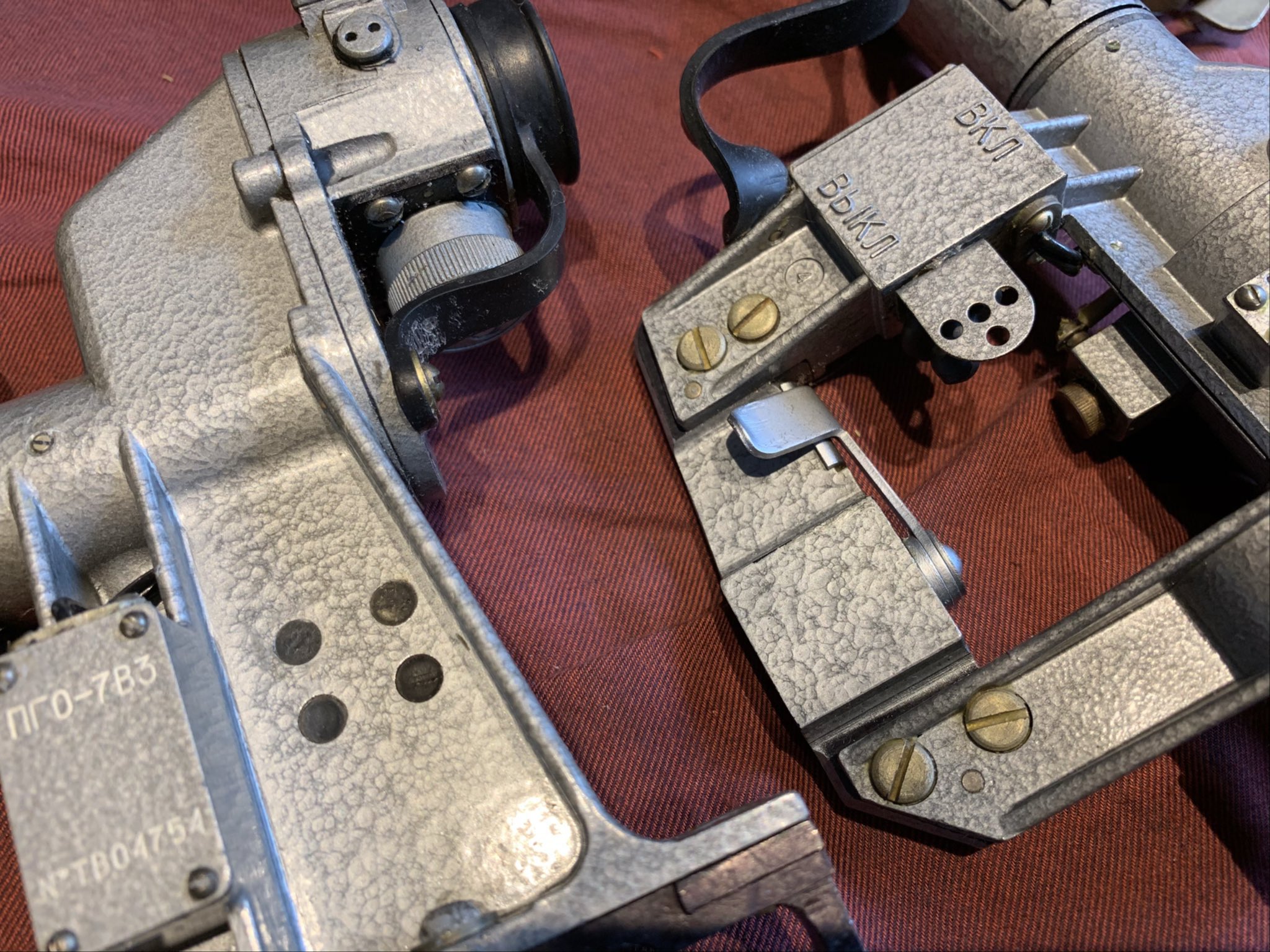 Steel Freak Zenit Belomo Pgo 7v3 シルバー とにかくシルバー いわゆるm2 1でお馴染みのzenitシルバーですね Pgo 7は無印 V V2 V3があるのですが 違いはレティクル 無印に比べvの後の数字が大きくなれば Steel Freak Zenit Belomo Pgo 7v3 シルバー とにかくシルバー いわゆるm2 1でお馴染みのzenitシルバーですね Pgo 7は無印 V V2 V3があるのですが 違いはレティクル 無印に比べvの後の数字が大きくなれば