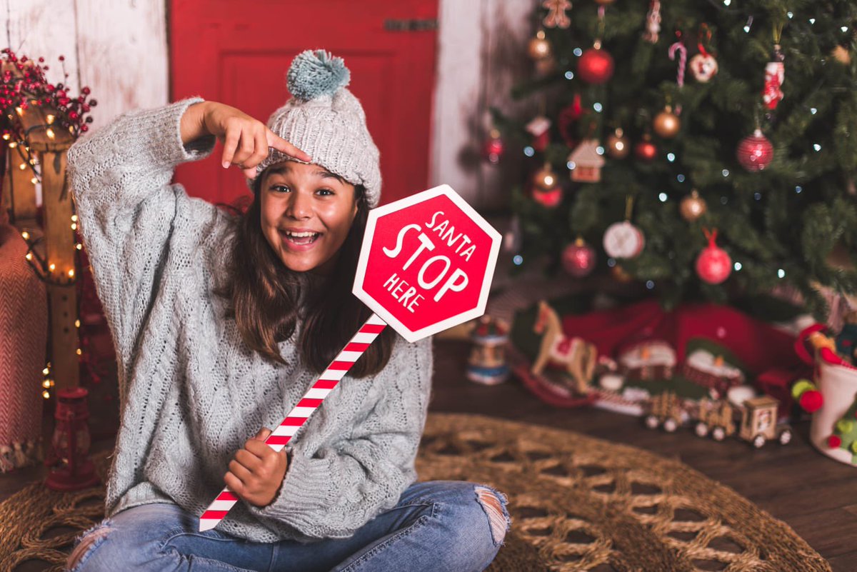 estefanuchi83's tweet photo. Esta fotógrafa #RuthMarichal es una gran profesional que se toma muy en serio hacer de tus retratos recuerdos para siempre.

❤️📸 Modelo: Julia 

#ParaSiempre #Navidad #Amarlavida https://t.co/pNuW66dO4y