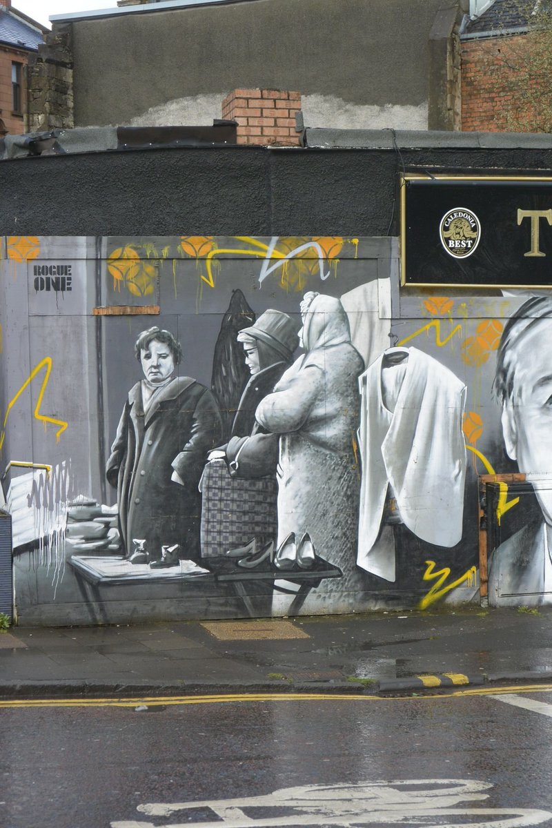 Many Irish women would find work in Gorbals' weaving mills, but some preferred self-employment, giving their name to Paddy’s Market. The Clutha used to have a mural of women hawkers on its walls - showing the women who would work in the market.