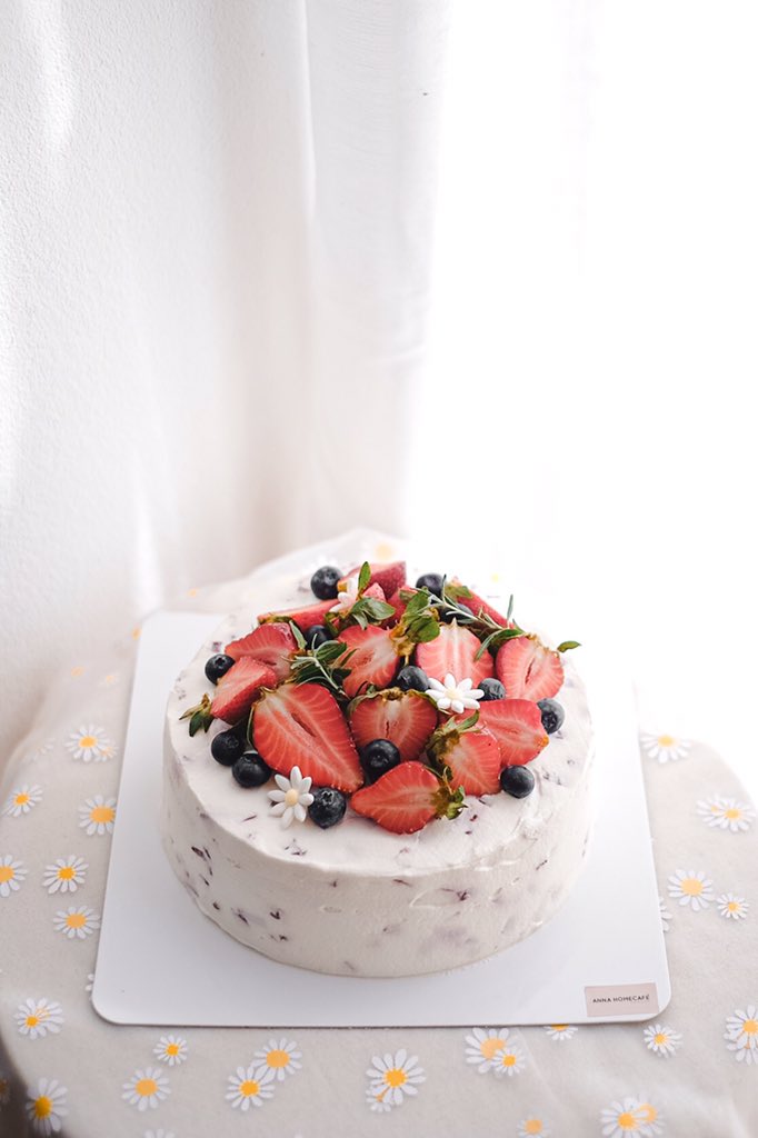 annahomecafe's tweet photo. Happy birthday 🎉 

#cake #annahomecafe  #cafe #cafehopping #cafeudon  #cafeudonthani #รีวิวอีสาน #รีวิวอุดร #homecafe #homemade #homebaking https://t.co/d63SR6N517