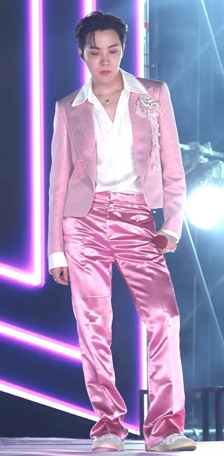 2SEOK SAID FREE THE FOREHEAD!