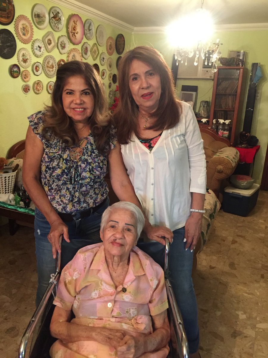 leidaesperanza's tweet photo. Madre e hijas ❤️🙏🏼 https://t.co/dAHDvAOHax
