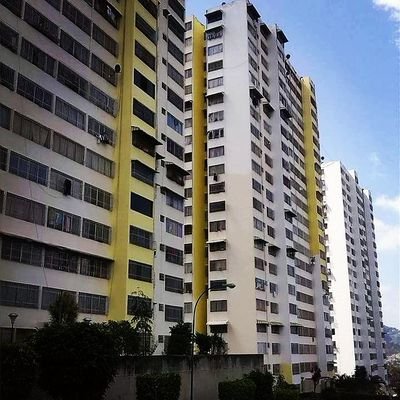 ASOLOMAALTA's tweet photo. @NicolasMaduro en la comunidad Loma Alta Petare, los estudiantes no pueden estudiar a distancia, ya que tienen más de 1 año sin servicio de #CANTV, son más de 620 las familias afectadas, requerimos el servicio urgente,  @salaprensaCantv @dcabellor @conciliaflores https://t.co/9yFM7YtadS