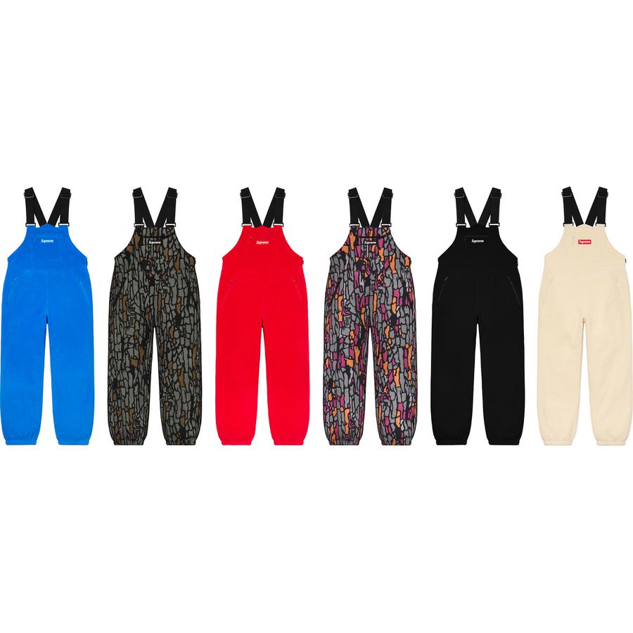 SuprimeApp's tweet photo. Another collab coming this week: SupremexPolartec dropping on #week14 #fw20.🔥or🚮?
#supreme #supremenyc #supremeny #supremenewyork #streetwear #hype #hypebeast #news #supremeclothing #leaks #leak #supremenews #skateboard #fashion #fallwinter #polartec #supremecollab #droplist https://t.co/ZEXJrTcweY