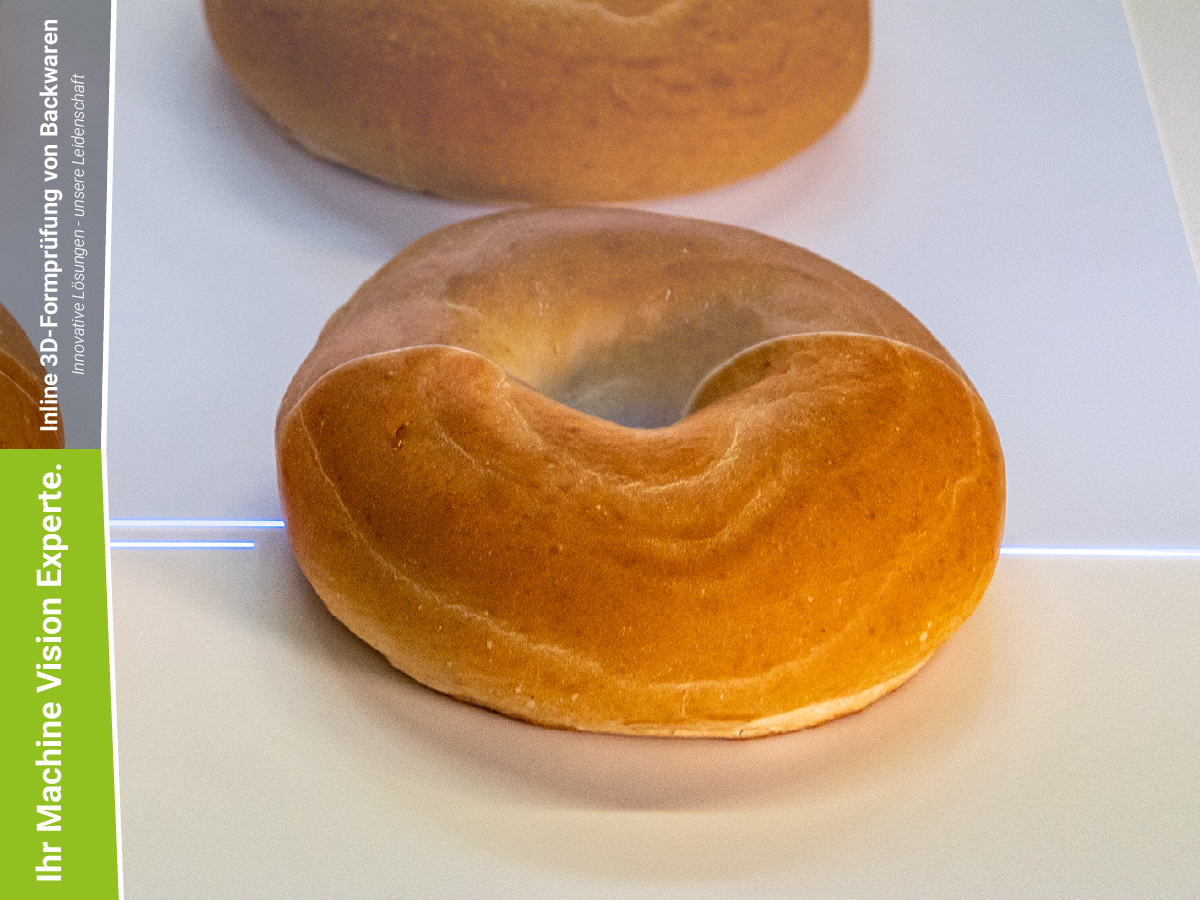 #MABRIVISIONimEinsatz in der 3D-Formprüfung von Backwaren:⁠ unser Prüfsystem für die 3D-Formprüfung ermöglicht eine vollumfängliche Prüfung der Länge, Breite und Höhe von Backwaren. Dafür generieren 3D-Profillaser hochauflösende 3D-Informationen der Prüfobjekte.