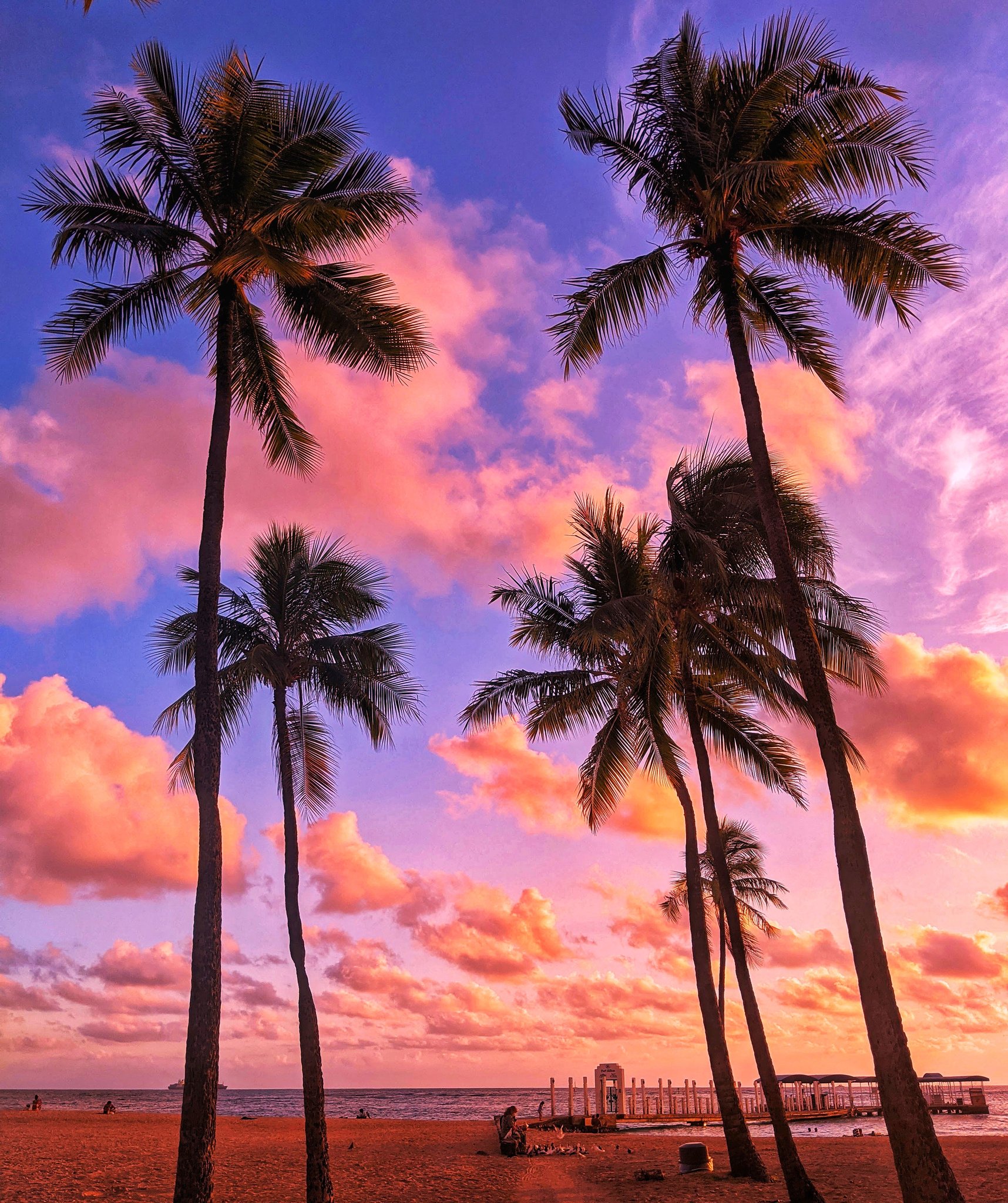 🌴💛🧡💜🌴 ある日のサンセット 癒されるハワイの風景