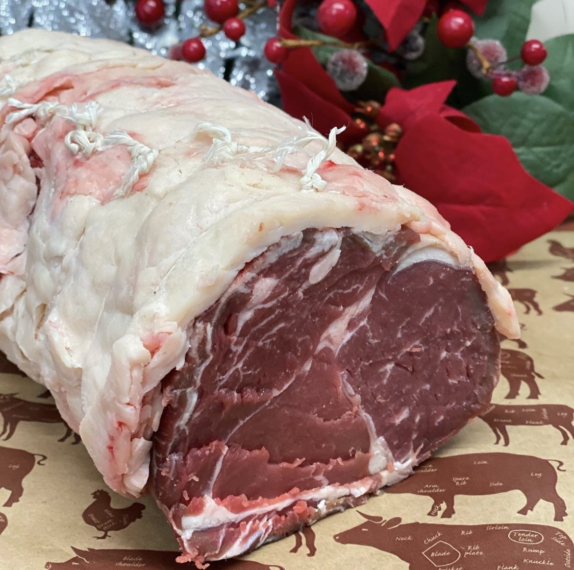 🎄This is our 40 Day Angus Beef, boned and rolled rib-eye. We will have limited stock of these for your Christmas & New Year celebrations and are offering it at £59. So please get your orders in early 🎄⁣
#christmasfood #celebrationfood