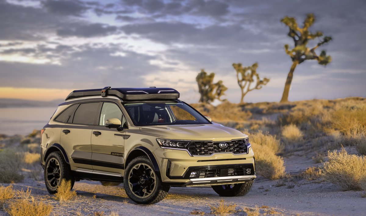 KiaUKPR's tweet photo. Kia Motors America have unveiled two rugged Sorento concepts engineered to take on the wilderness. The Sorento Yosemite Edition is designed for mountain-top adventuring, whilst the Zion Edition is made for stomping around desert sand dunes.

Read more: https://t.co/FhLgntDEjf https://t.co/EmRYRXYH5A