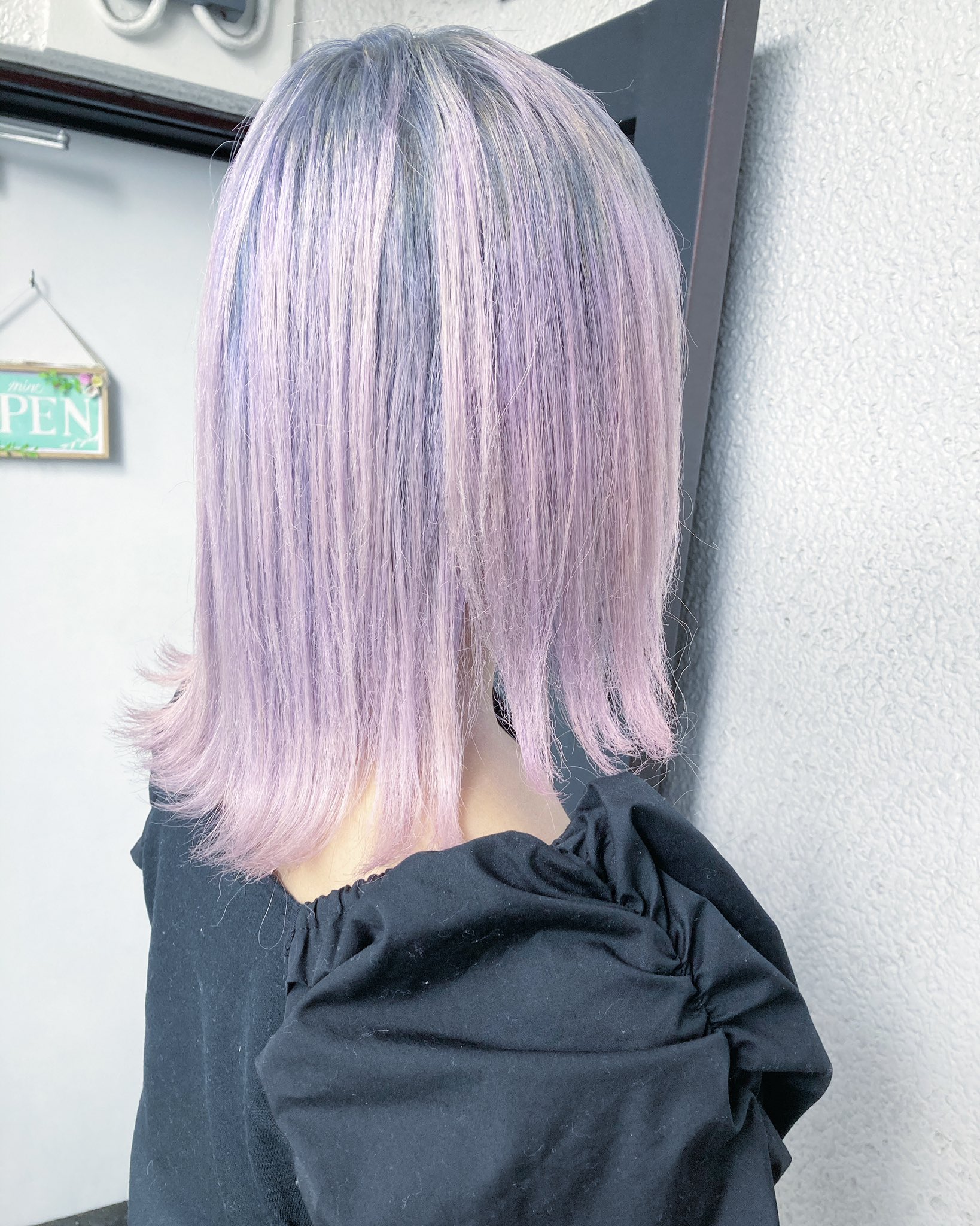 川畑晋也 原宿 美容師 ハイトーンヘアー ホワイトラベンダーカラー ブリーチ後にホワイトラベンダーを入れました 何通りものカラーご用意してます 場所は原宿竹下通り ご予約はdmまたはリプ ラインにて承りますline Shinya5 原宿 竹下通り 派手