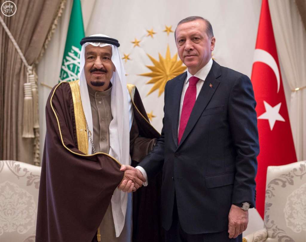 TacticalReport's tweet photo. Saudi King Salman, Erdogan set to improve relationship.
https://t.co/7t5xwaSP1i
#SaudiArabia #Turkey #KingSalman #RecepTayyipErdogan #G20RiyadhSummit #G20Summit #Covid19 #MohammadBinSalman #Turkishearthquake #SaudiTurkey #military #defense https://t.co/ZNmm77lg23