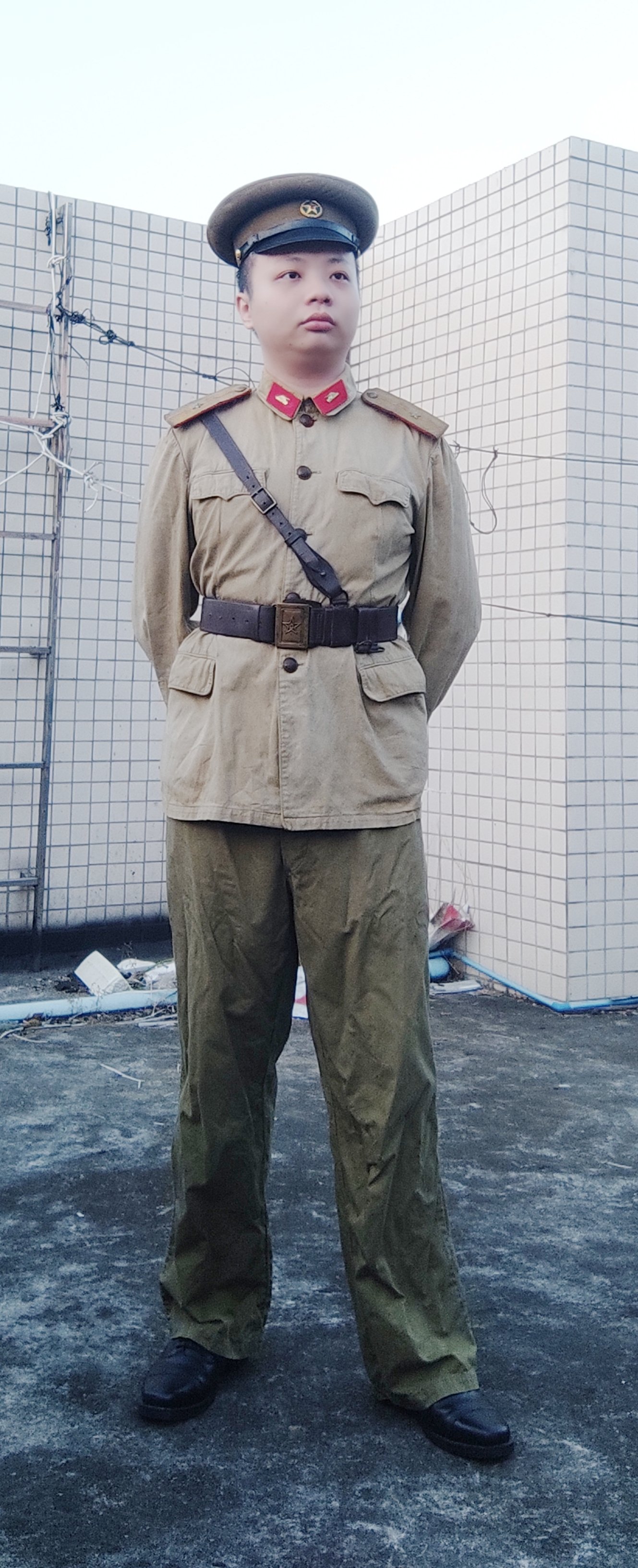 中国人民解放軍　軍服　将校用 中国軍 85式軍服 将校 人民解放軍 - メルカリ