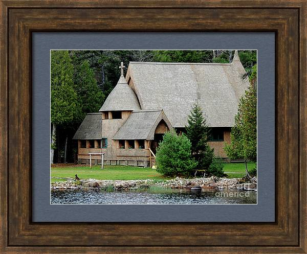 MoPubs's tweet photo. Framed in your style - you choose size, mat, color etc! https://t.co/LMmS1jEddv #Art #Chapel #ADK #RaquetteLake #UpstateNewYork #HomeDecor #Photography #FineArt #Gifts #InteriorDesign #Cottage #Cabin #Architecture #PhotographyIsArt https://t.co/1eLukLr5Wg