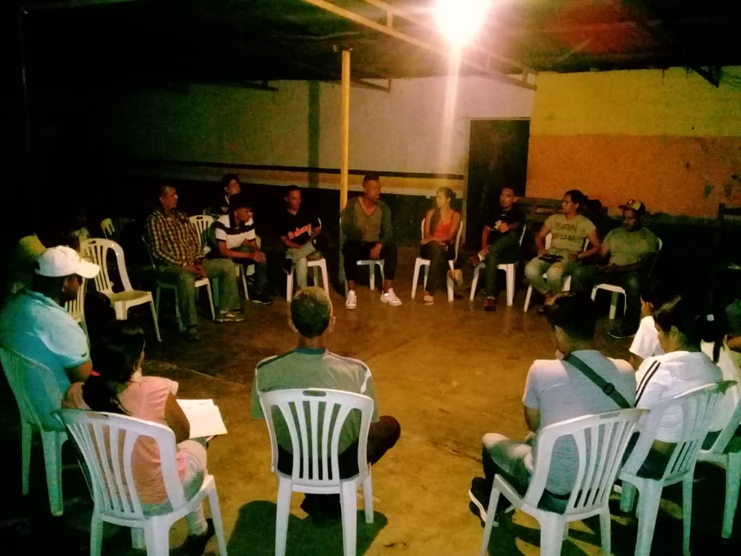 DanielConcejal2's tweet photo. Desde el Estado Yaracuy estamos metidos de lleno con el Despliegue Progresista. Vamos con todo a Transformar nuestro Estado. Seguimos dando la cara @progresistaCcte @AvanzadaY @HenriFalconLara @hcapriles @mercedesmalaveg @luisromeroc @FannyR_Garcia @Daniel_Santolo https://t.co/DqqFslOuuJ