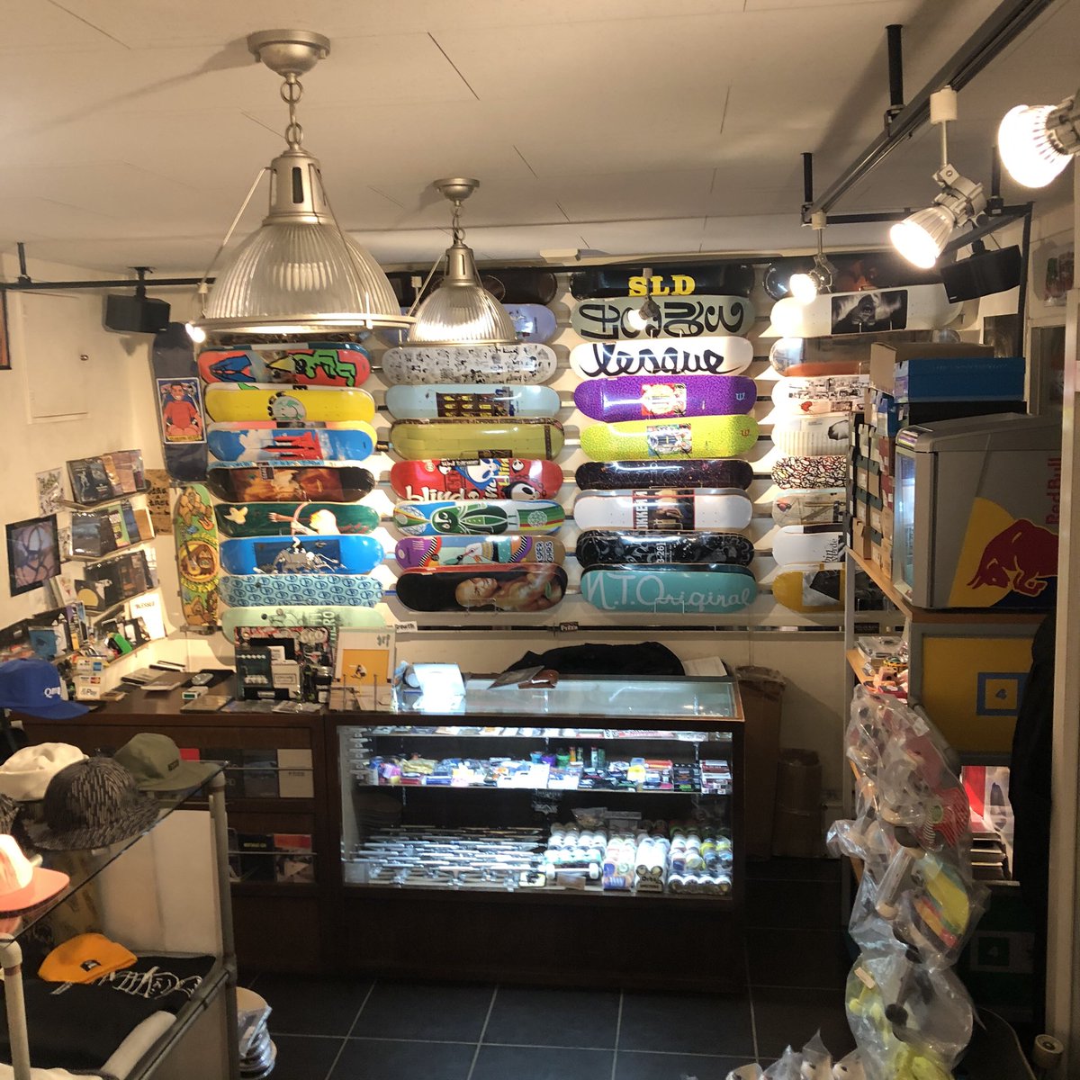 Growth Skate Shop 明日11 25水曜日は定休日となりますので お間違いのないよう宜しくお願い致します T Co Rcm3xptxhd Growth Sb スケートボードショップ スケートショップ スケボー T Co Bin8nhmni9 Twitter